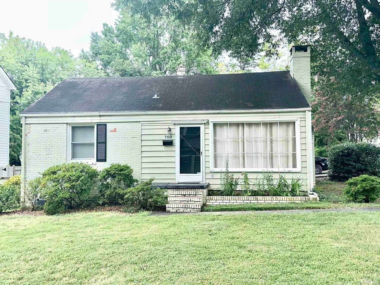 700 Mial Street - Photo 2 of 15