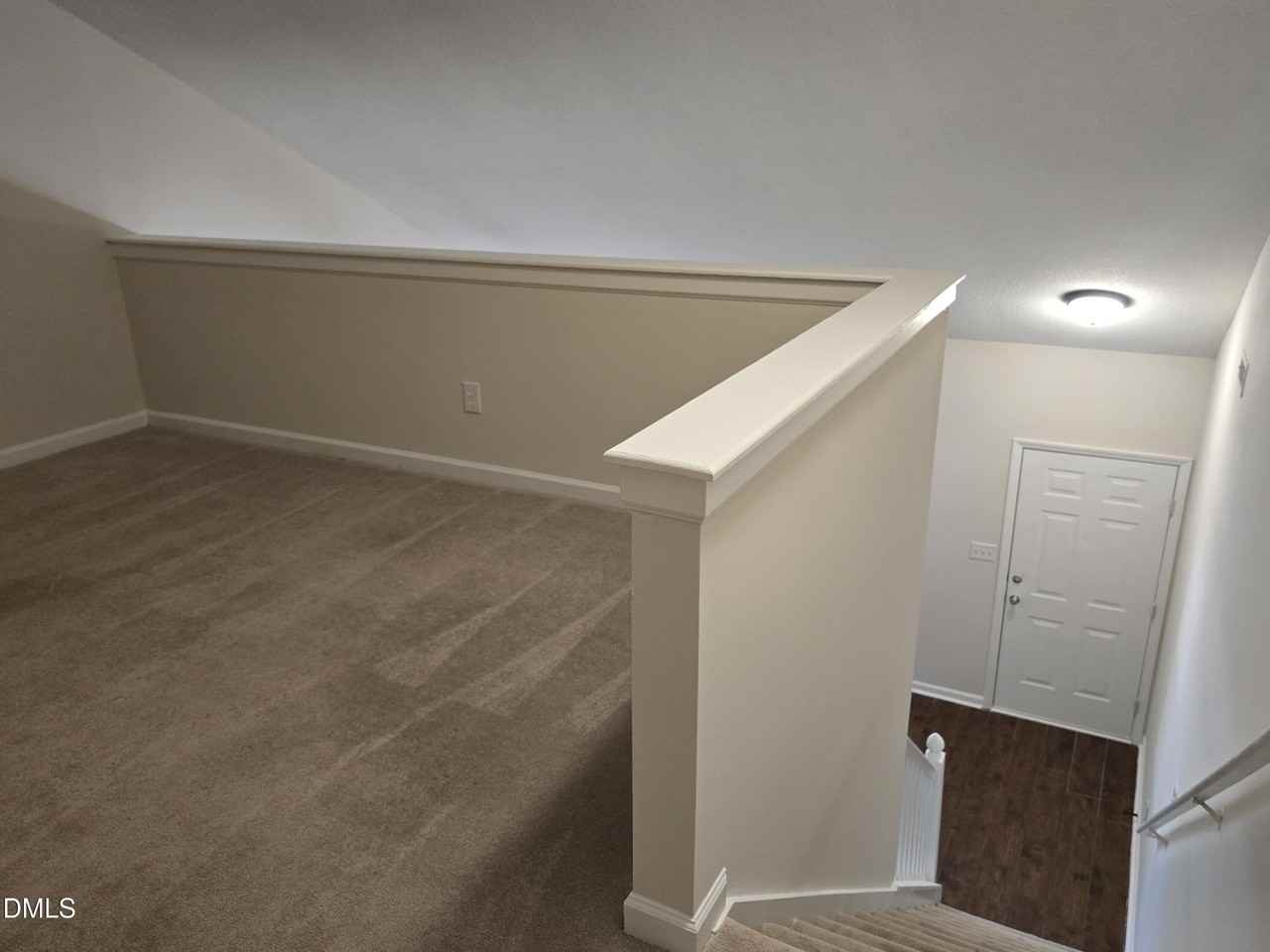 241 Commons Drive - Photo 5 of 20