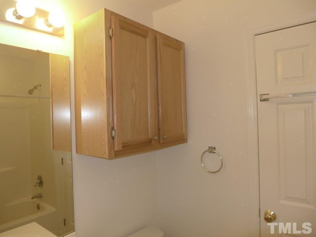 400 West Poplar Avenue - Photo 3 of 20