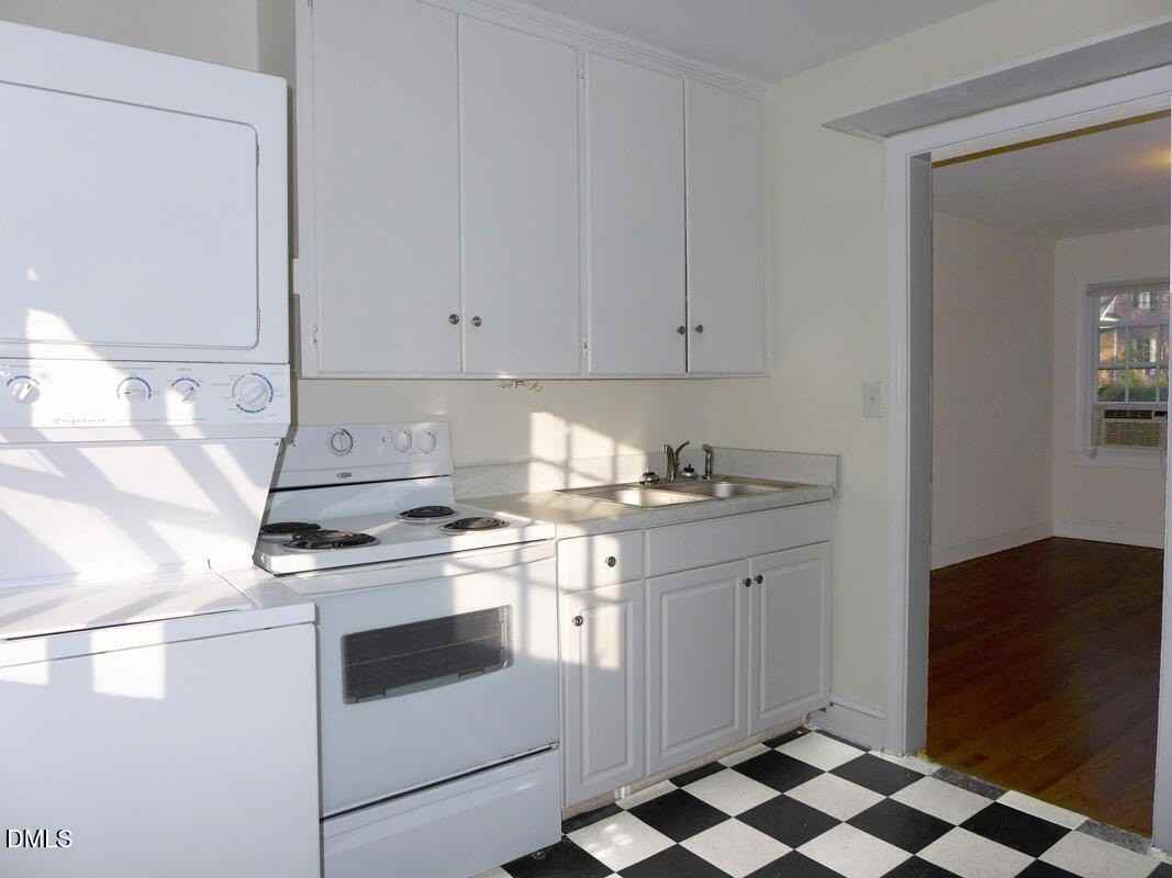 906 Dawes Street #A - Photo 5 of 10