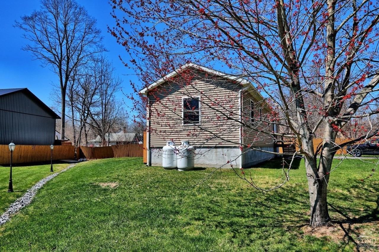 7699 New York Highway 81 - Photo 5 of 32