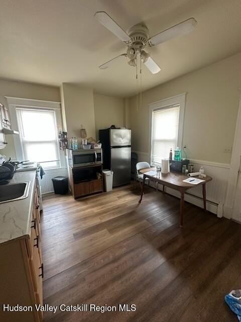 102 Green St - Photo 6 of 18