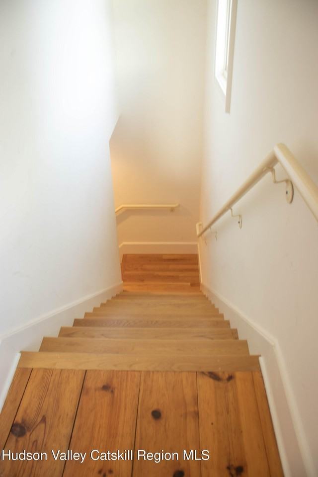 96 Jefferson Hill Road - Photo 2 of 17