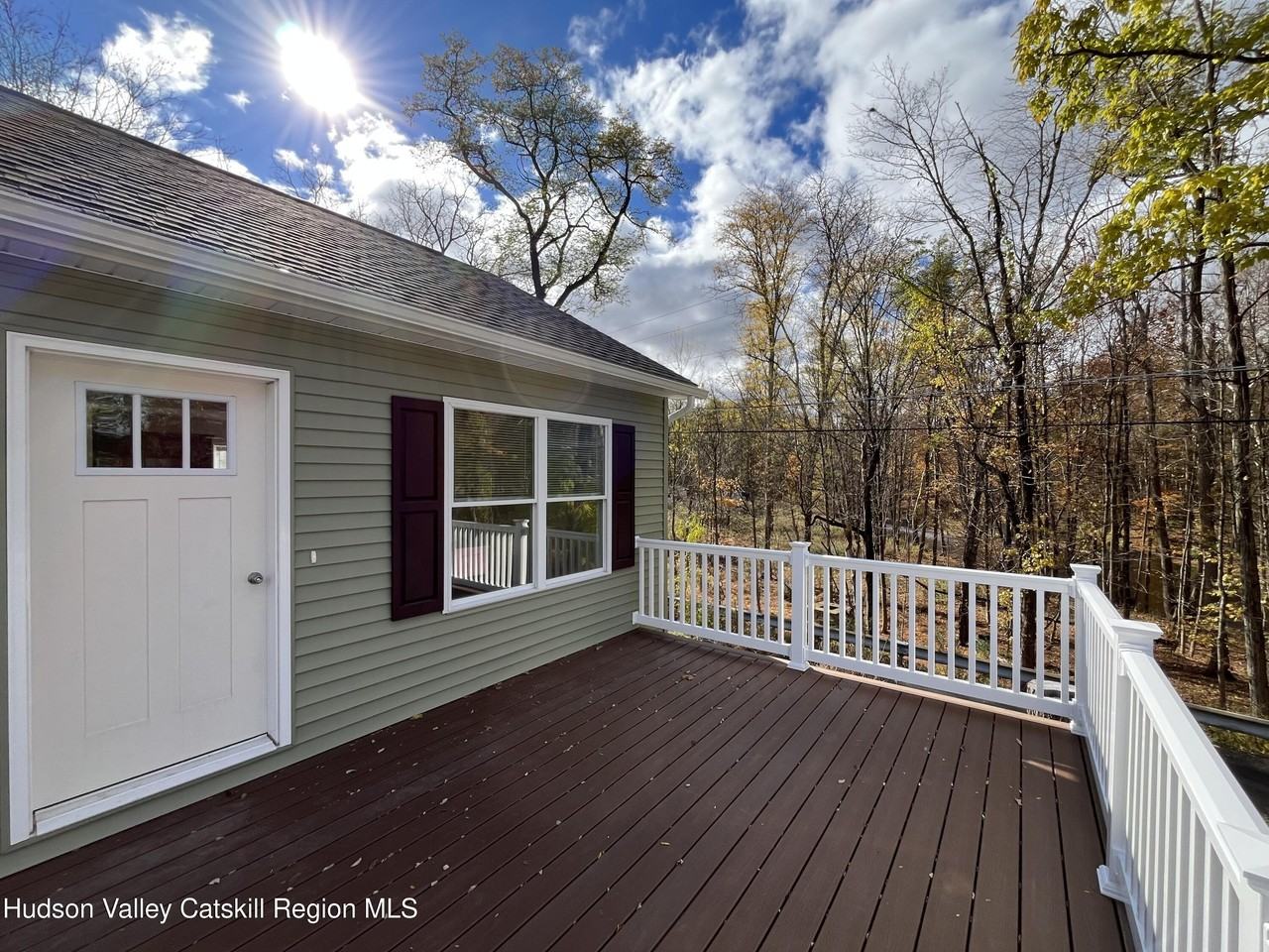 148 Port Ben Rd - Photo 4 of 35