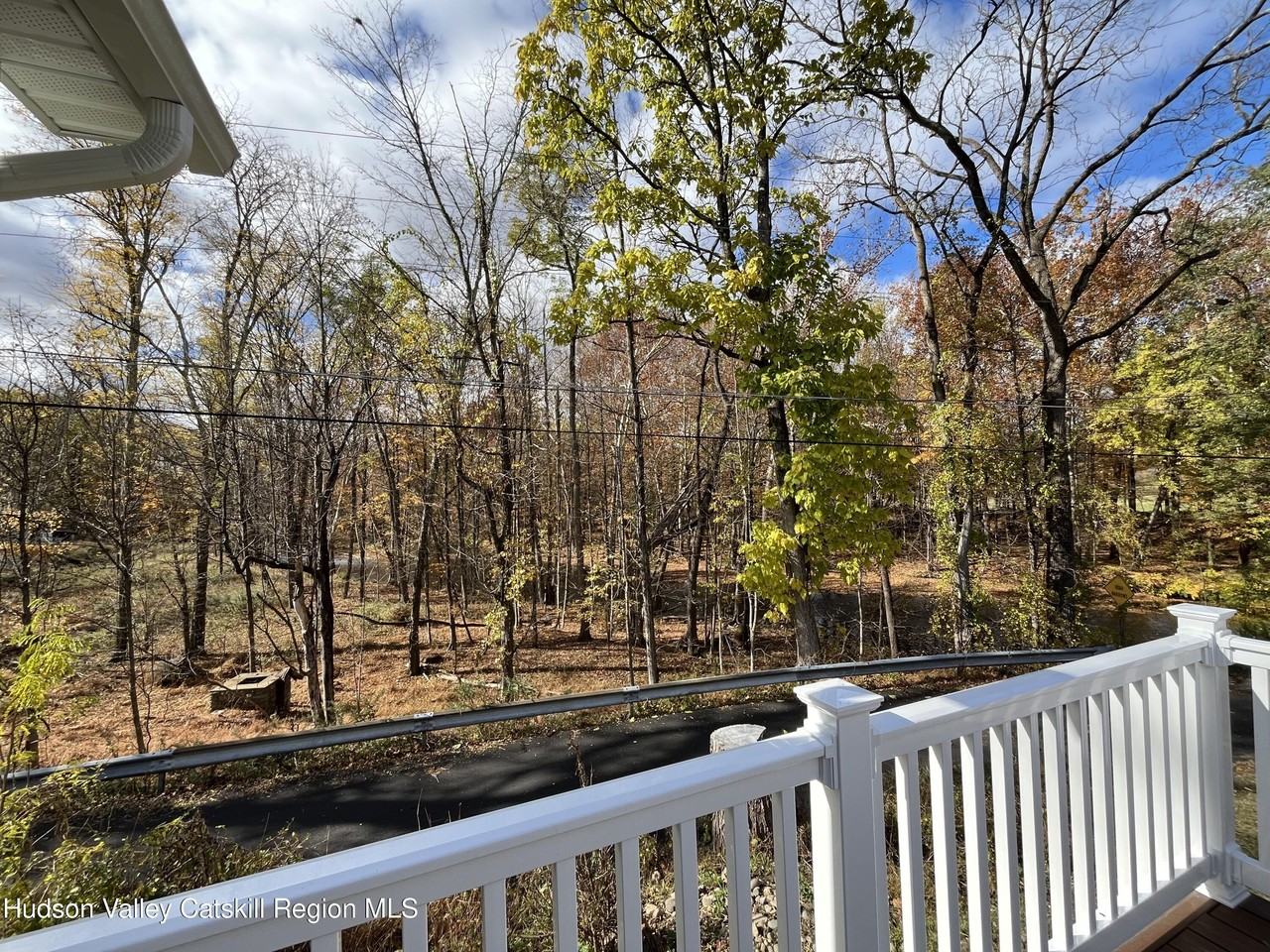 148 Port Ben Rd - Photo 6 of 35