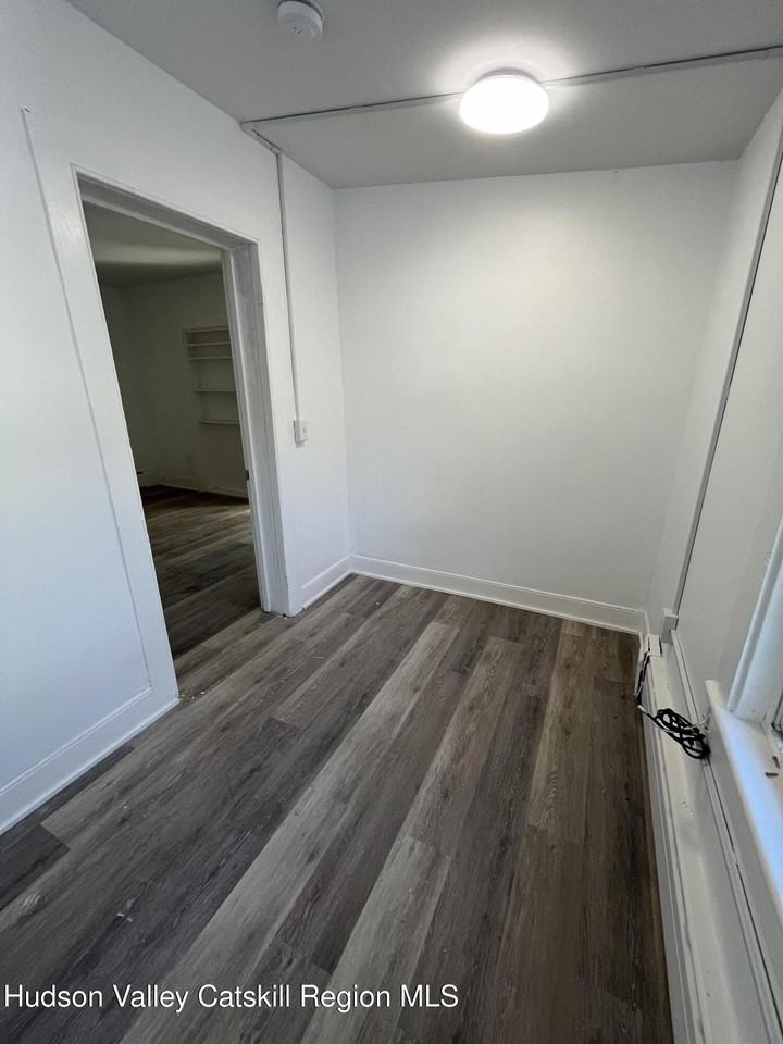 191 N Hamilton St Unit 2 #2 - Photo 5 of 9