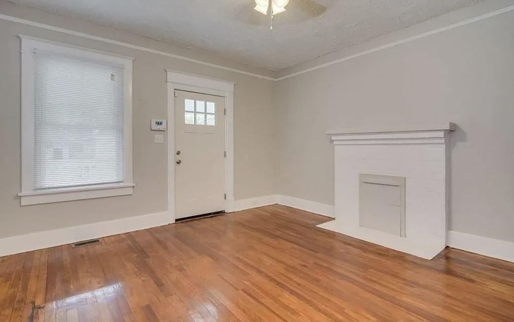 1963 Battle Row - Photo 2 of 16