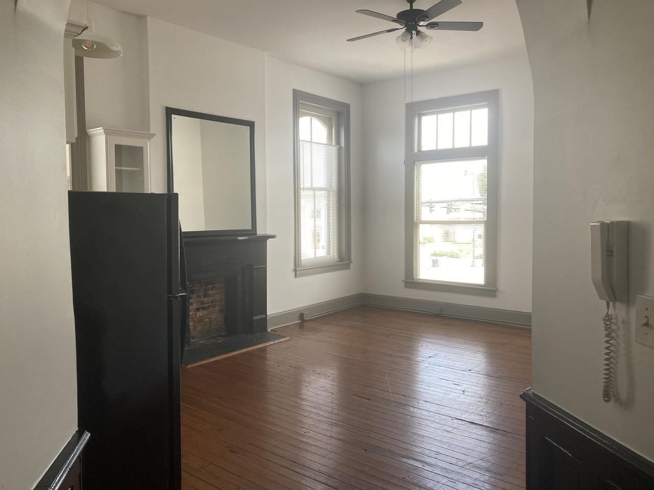 1050 Broad St - Photo 2 of 8