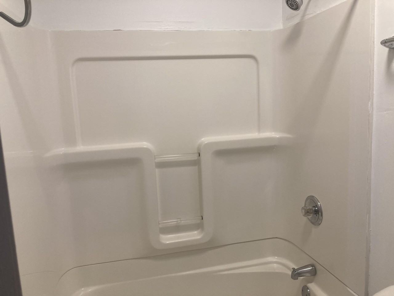 1050 Broad St - Photo 6 of 8