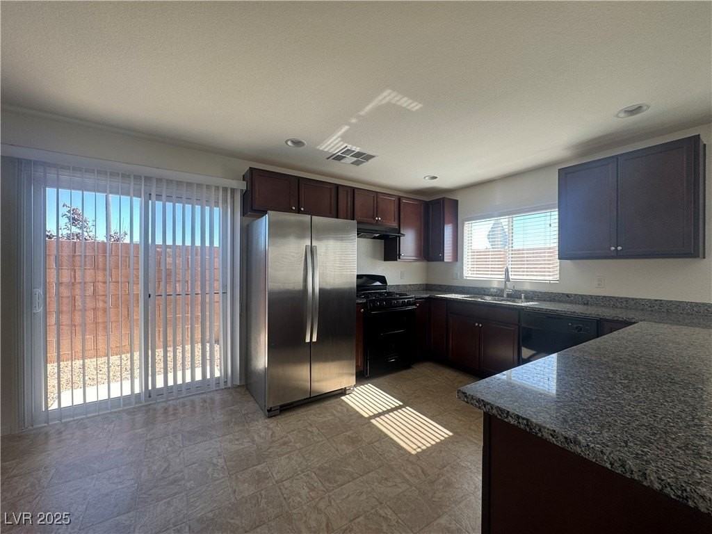 4948 Quest Tribe St - Photo 7 of 39