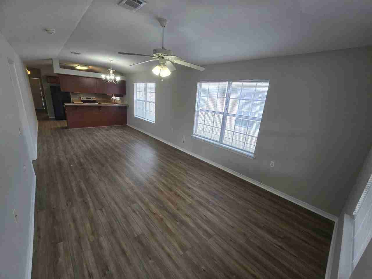 3115 Flintlock Dr - Photo 3 of 20