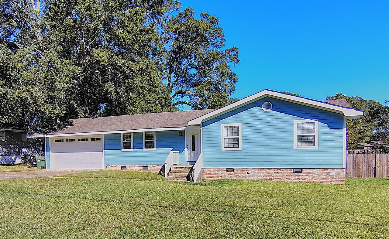 2803 Prince George Rd - Photo 2 of 38