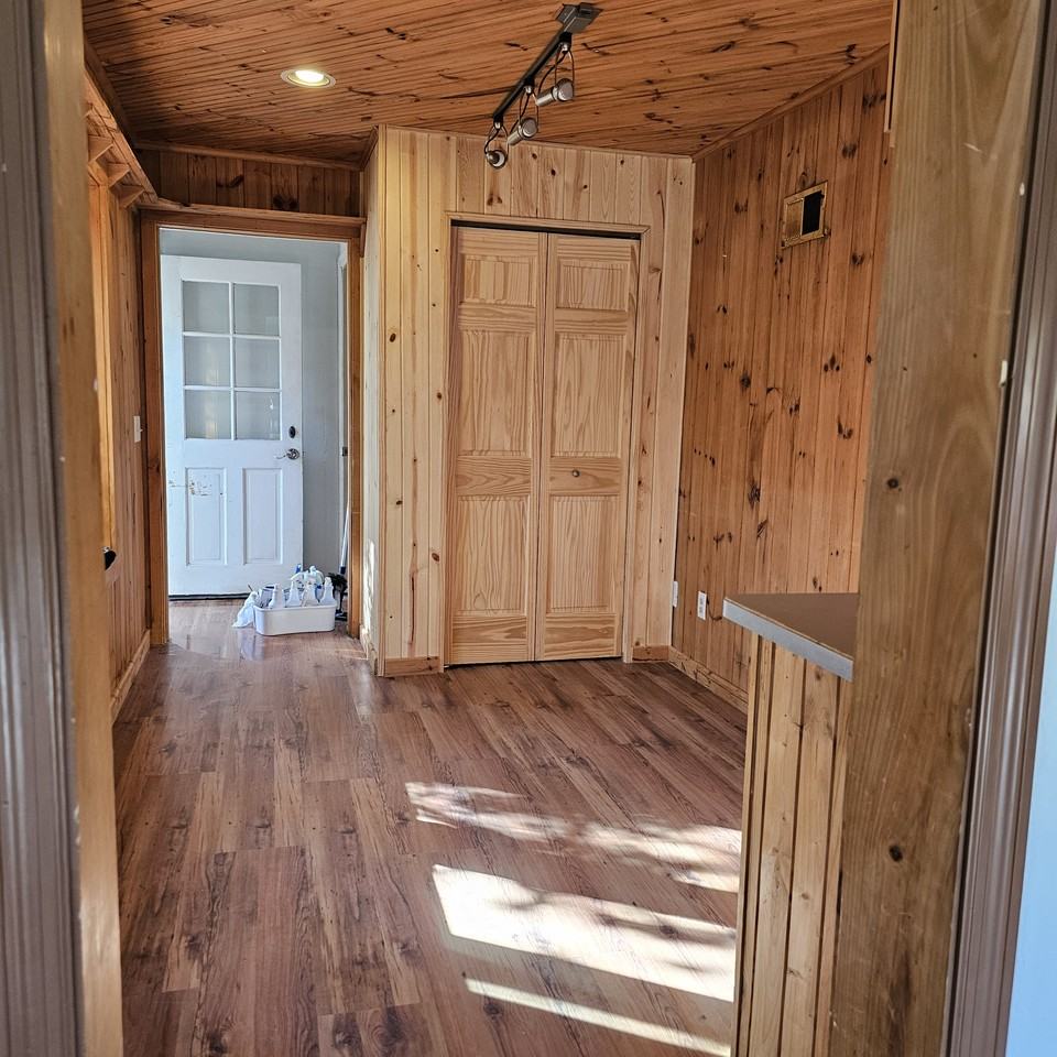 655 S 7th Ave #NA - Photo 6 of 26