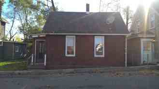 1110 Hancock St - Photo 1 of 1