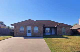 2812 Fieldstone Dr - Photo 1 of 1