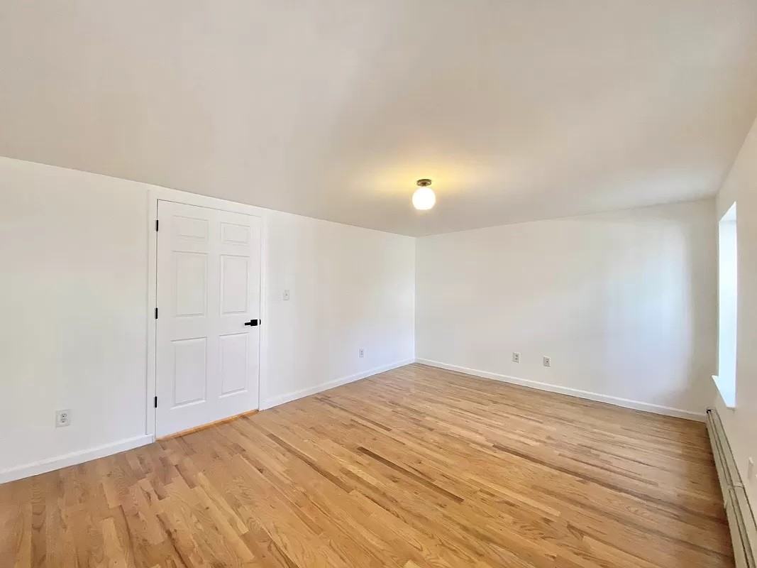 287 Pleasant Ave - Photo 7 of 7