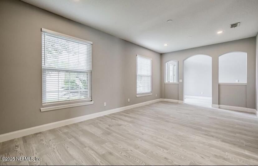 3087 Wandering Oaks Dr - Photo 4 of 8