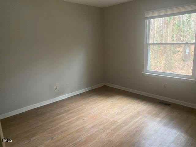 937 W Chatham St - Photo 5 of 9