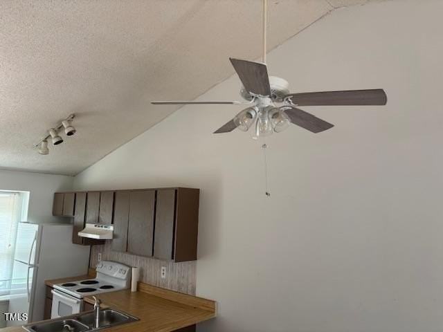 937 W Chatham St - Photo 7 of 9