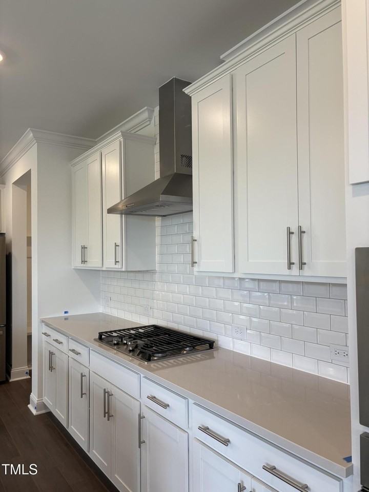 1540 Goldfinch Perch Ln - Photo 7 of 35