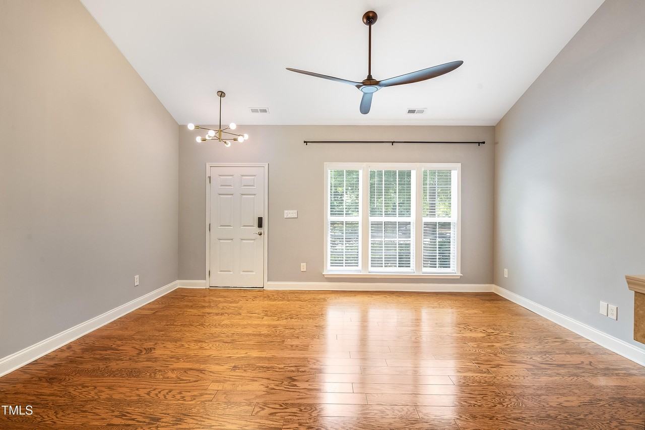 409 Tresa Brook Ct - Photo 2 of 26