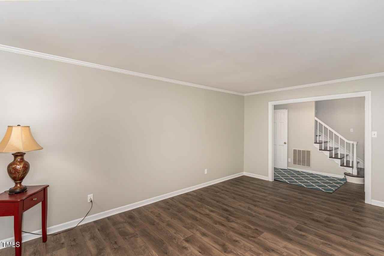 6824 Branton Dr - Photo 3 of 35