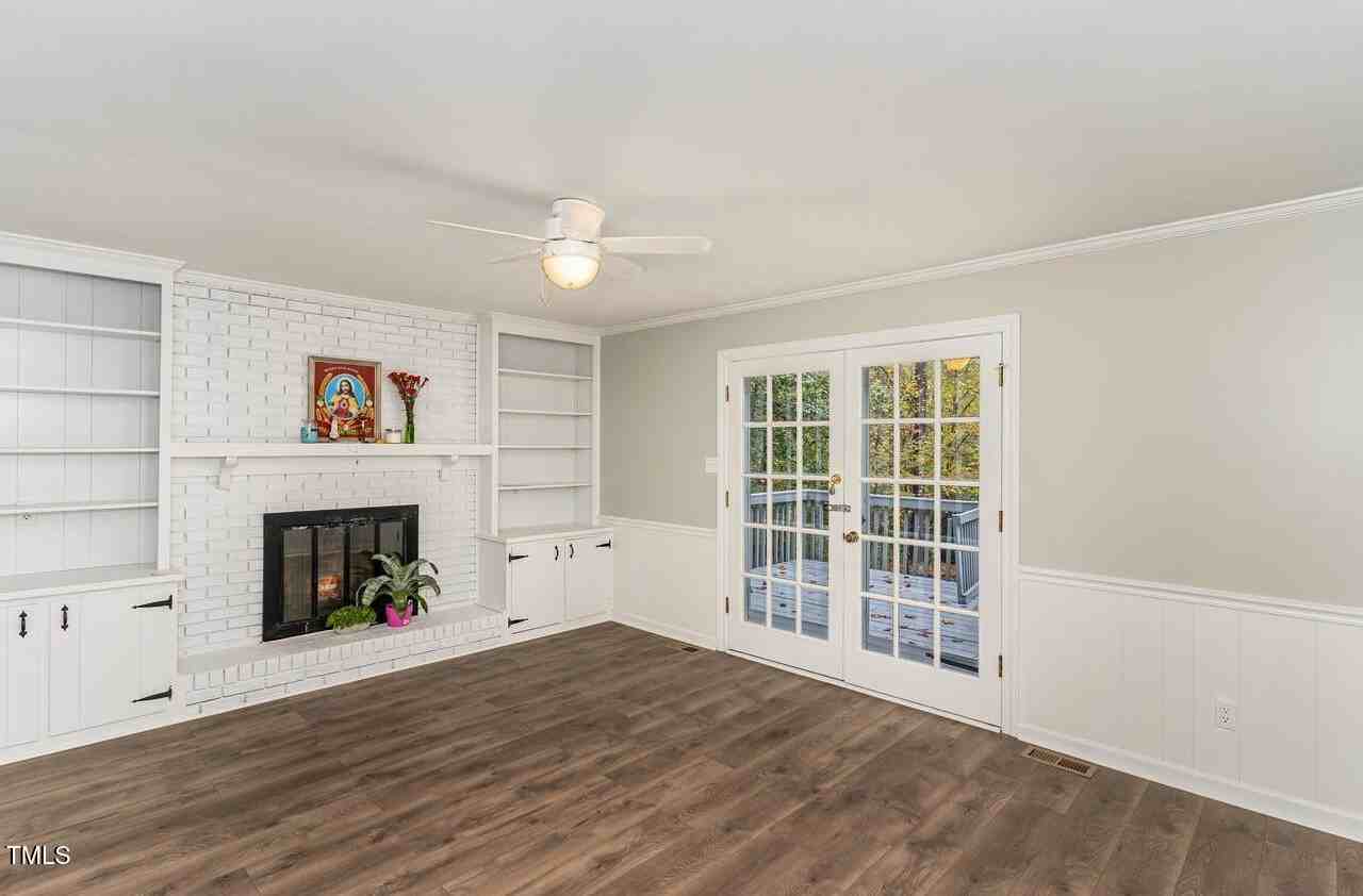 6824 Branton Dr - Photo 7 of 35