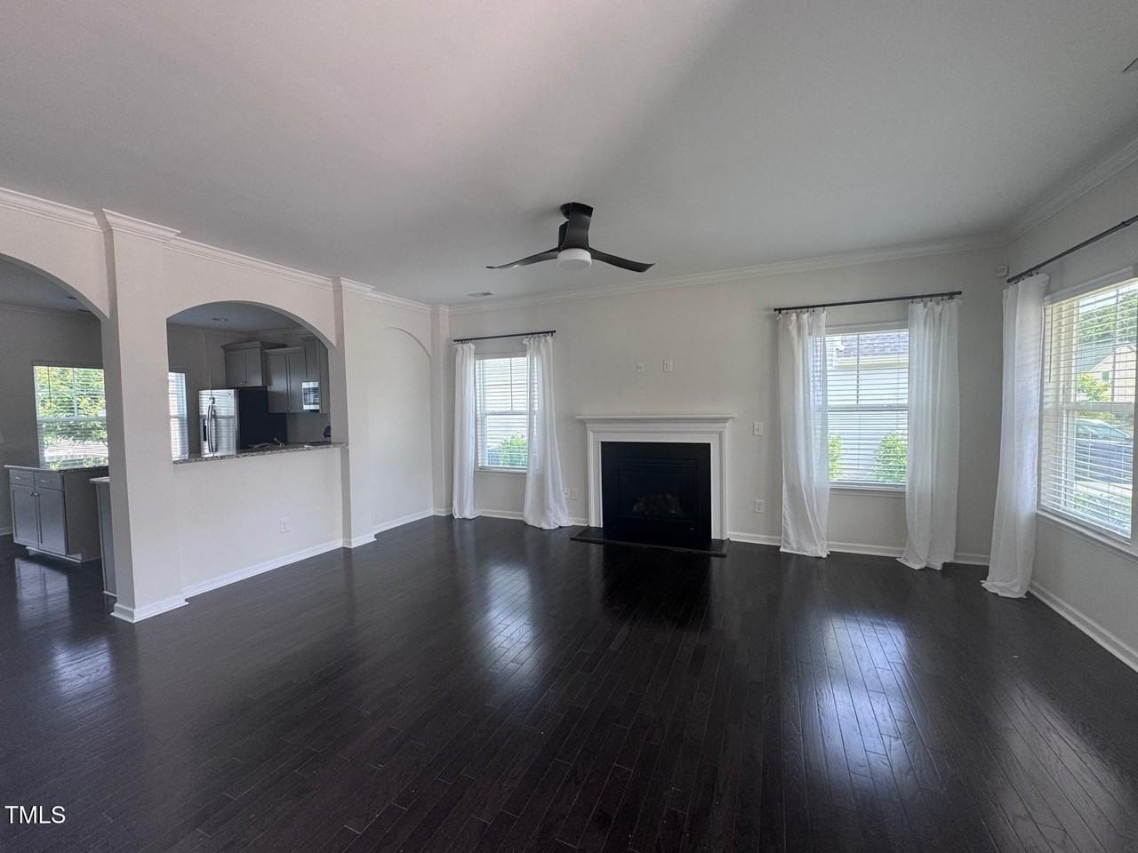 4718 Sleepy Falls Run - Photo 4 of 43