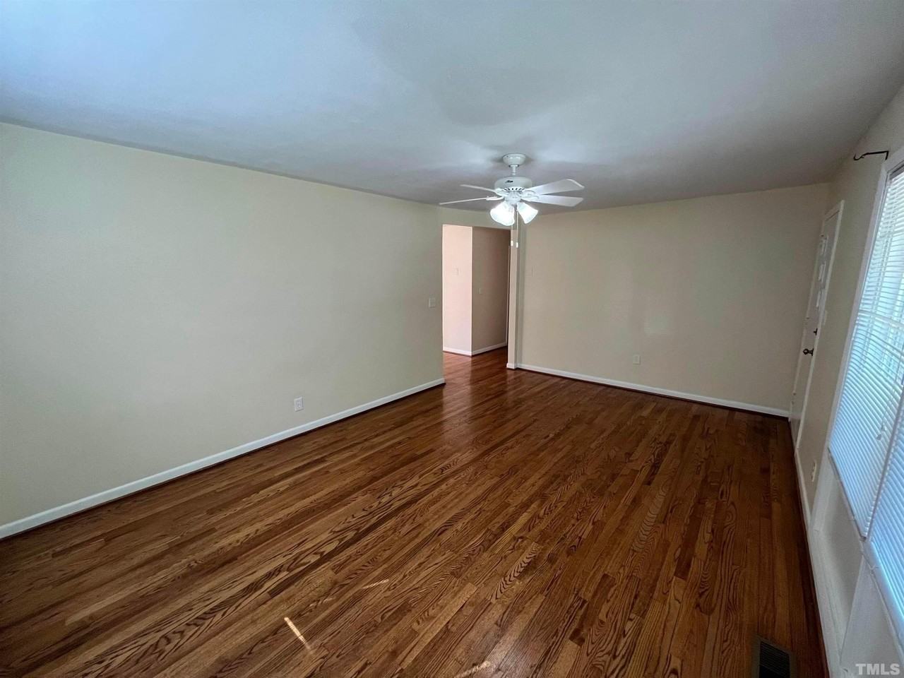 207 W Boundary St - Photo 5 of 17