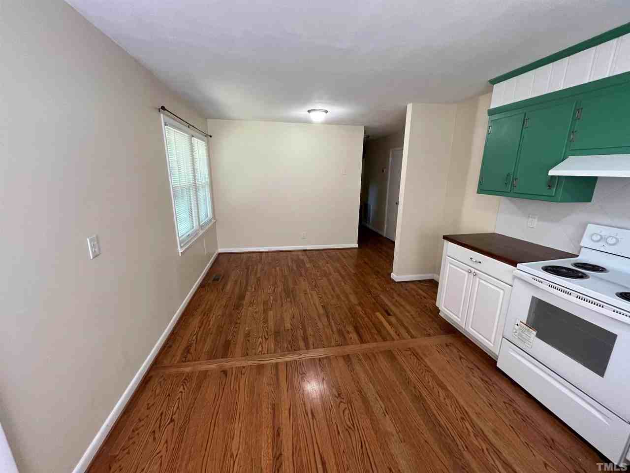 207 W Boundary St - Photo 7 of 17