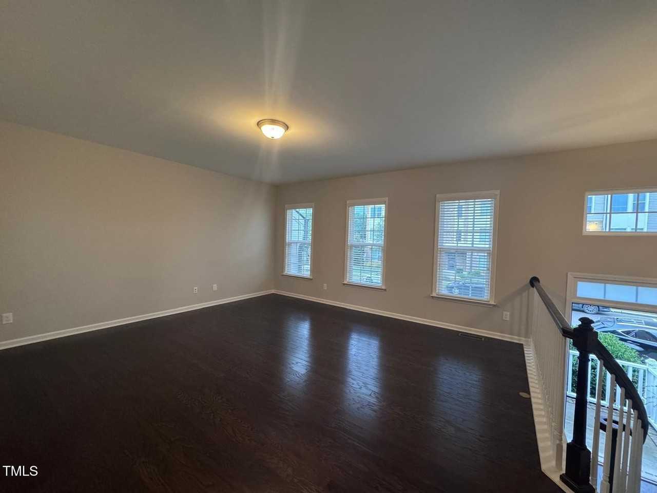 8008 Reedybrook Xing - Photo 3 of 27