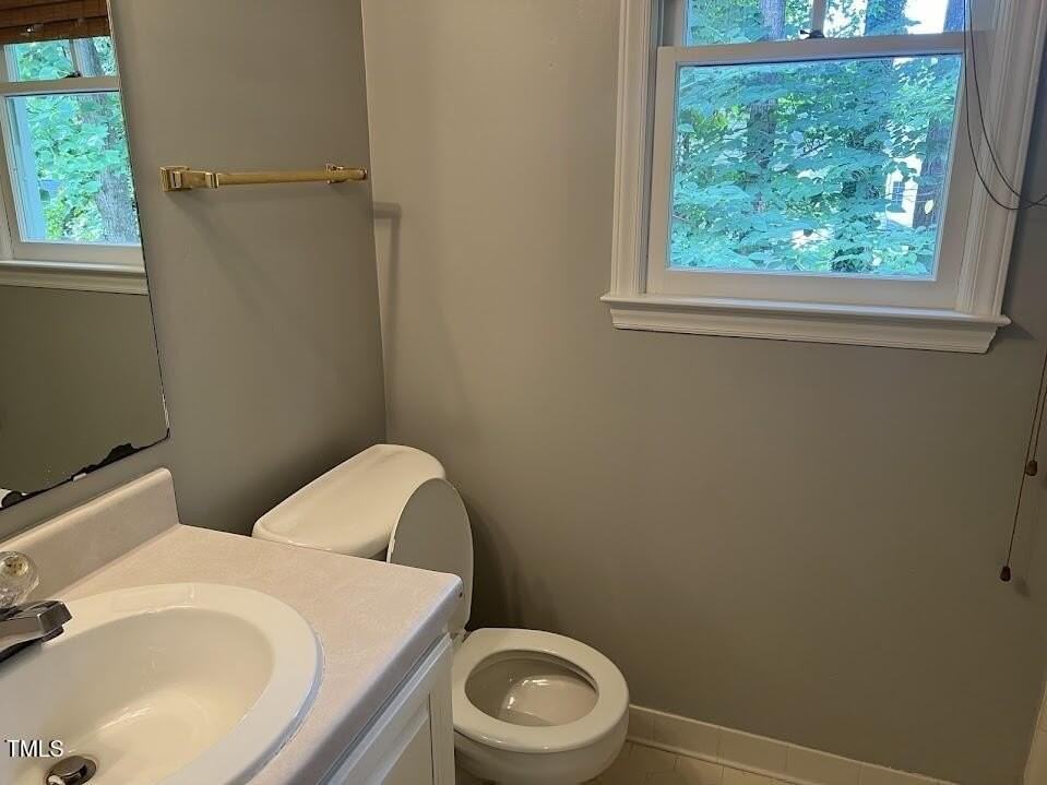 3617 E Jameson Rd - Photo 6 of 38