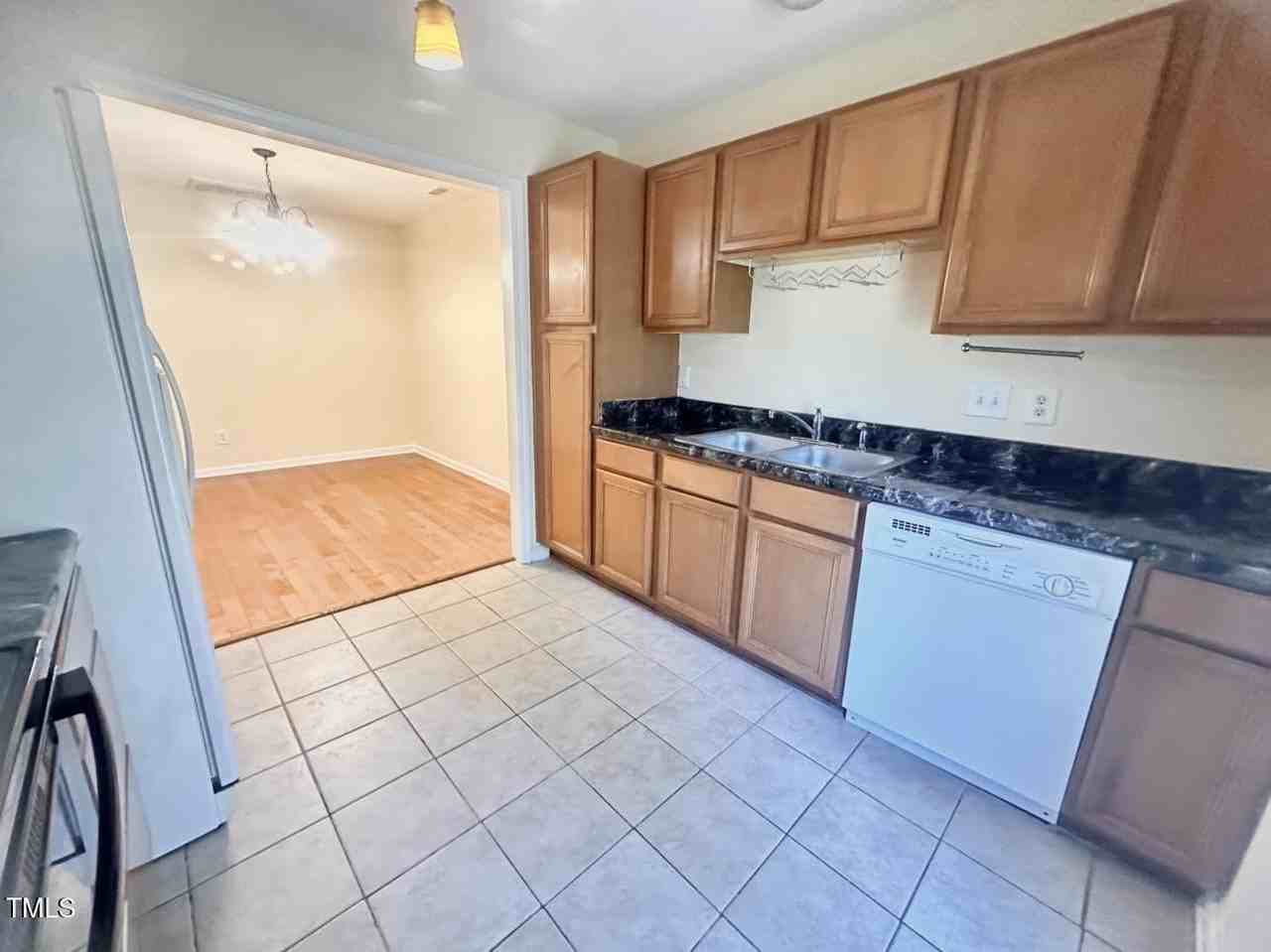 9713 Blackwell Dr - Photo 7 of 24