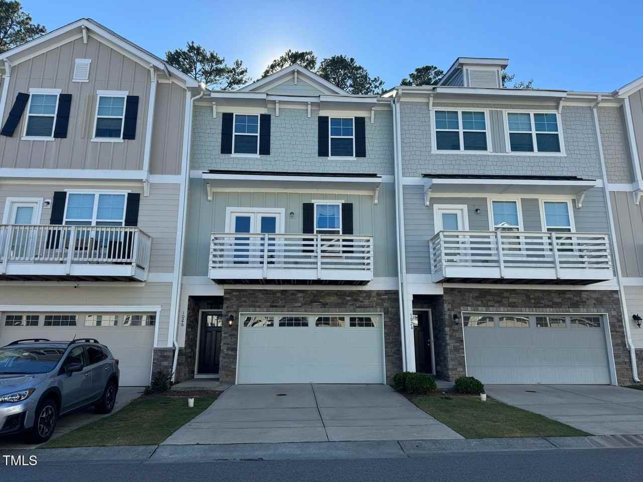 1026 Diamond Dove Ln