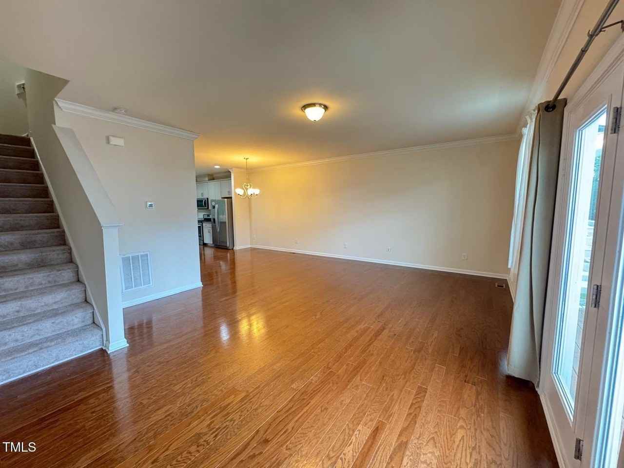 1026 Diamond Dove Ln - Photo 4 of 22