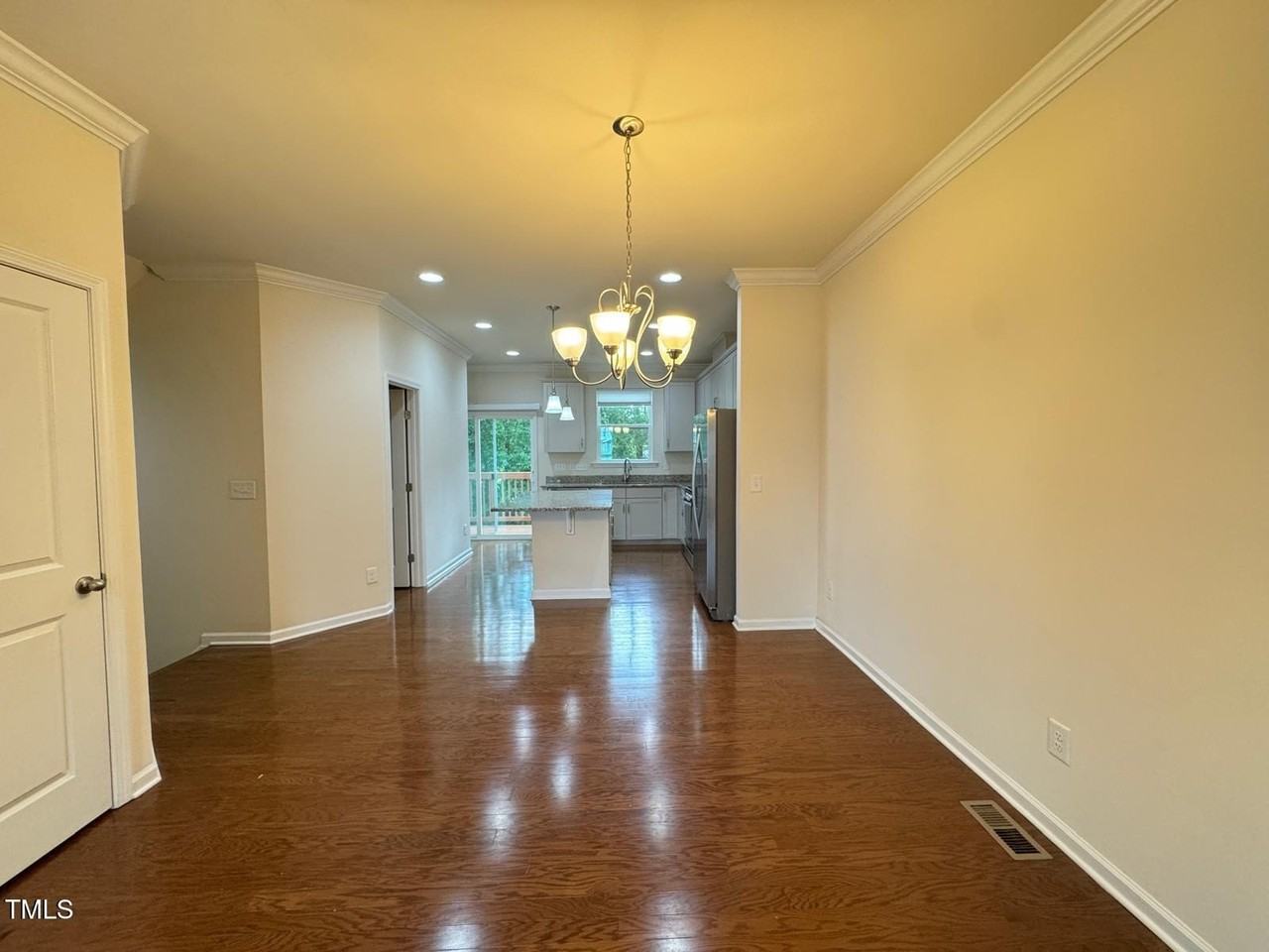 1026 Diamond Dove Ln - Photo 5 of 22