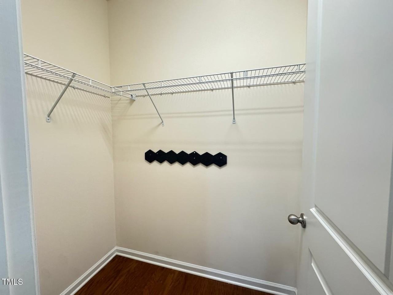 1026 Diamond Dove Ln - Photo 7 of 22