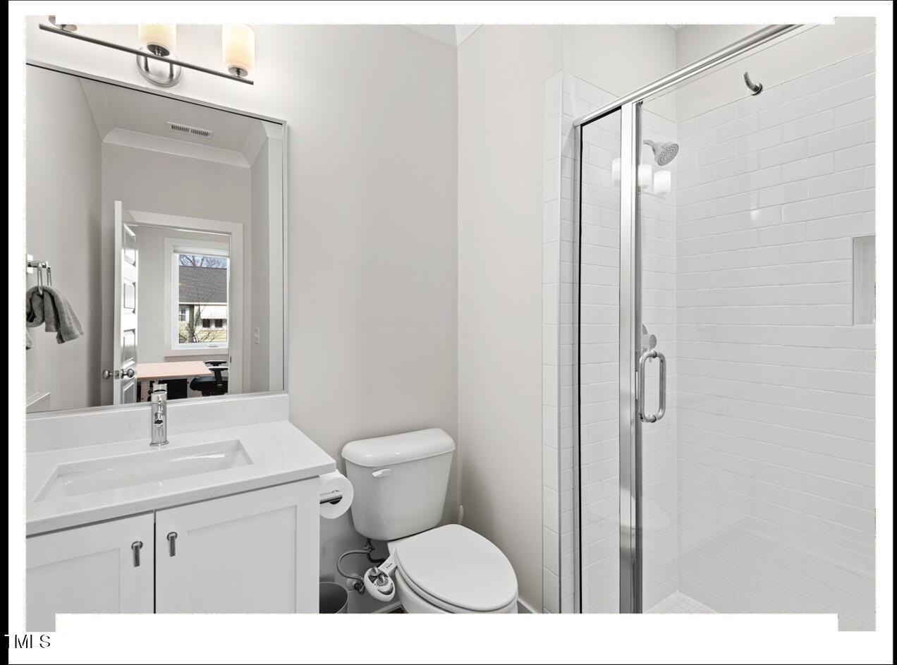 712 E Edenton St Unit 105 #105 - Photo 6 of 48