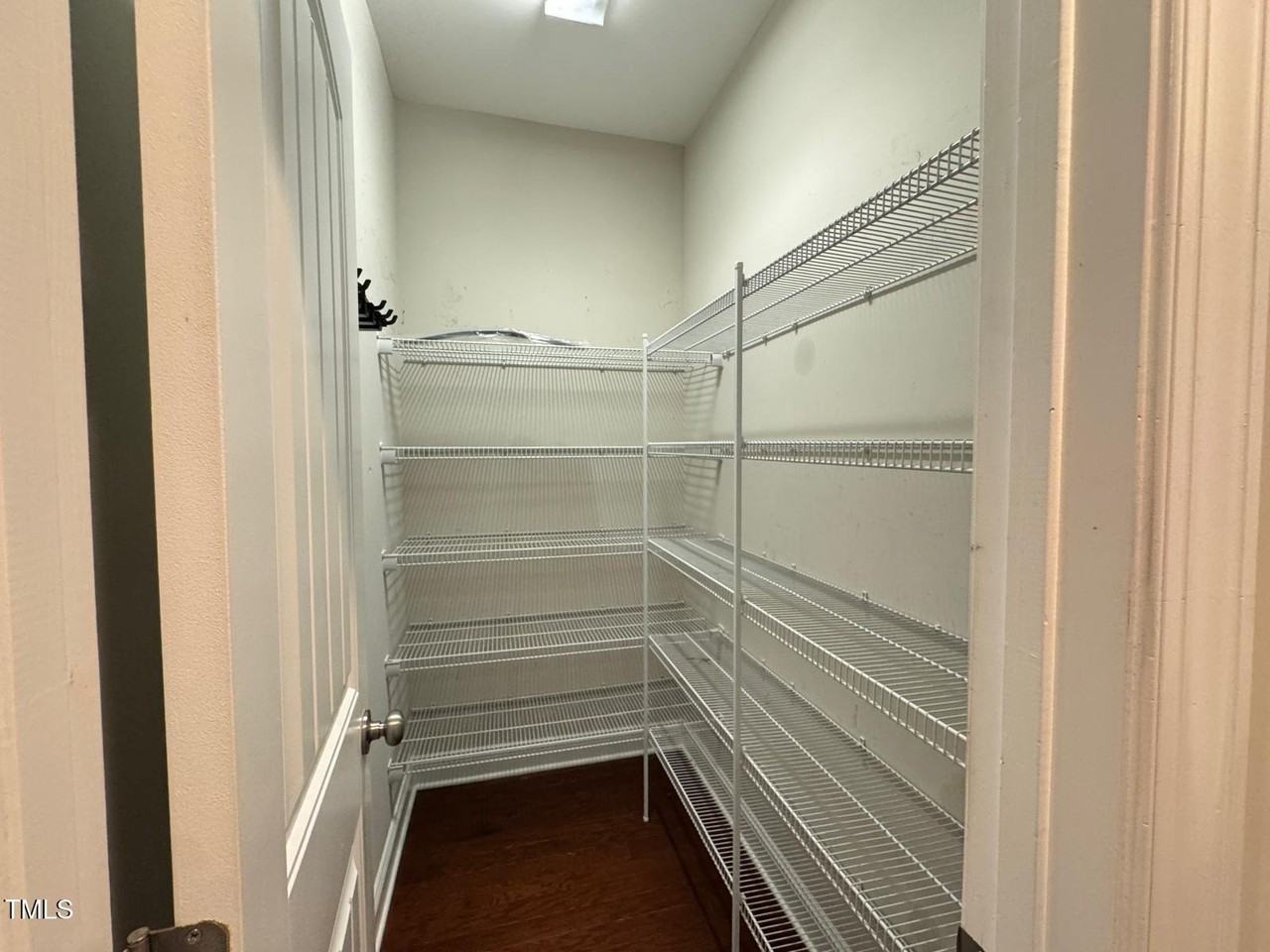 248 Turner Oaks Dr - Photo 5 of 33