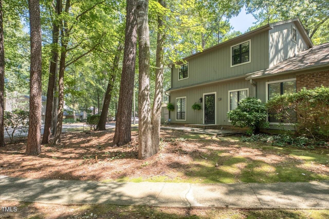 225 Twin Oaks Pl - Photo 2 of 50