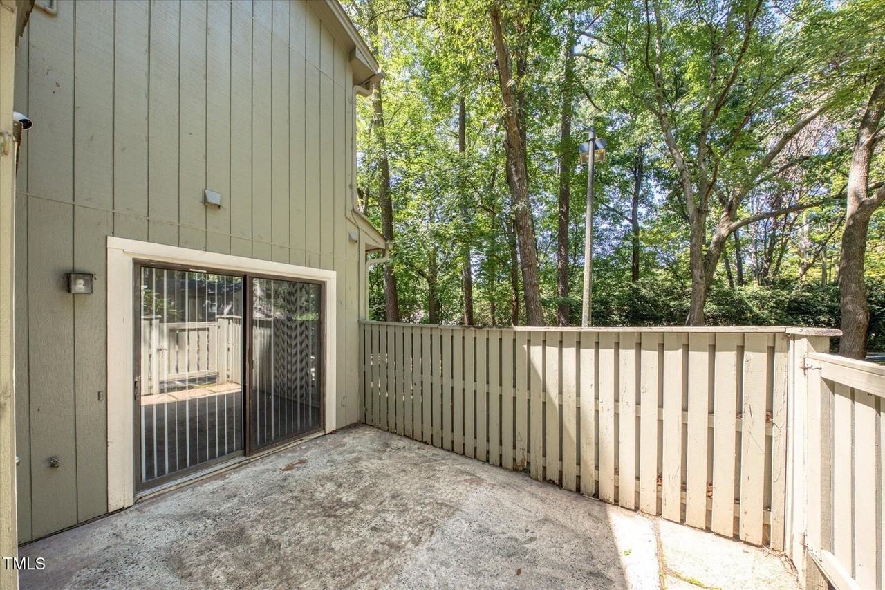 225 Twin Oaks Pl - Photo 4 of 50