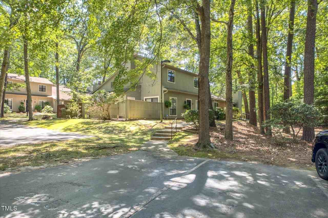 225 Twin Oaks Pl - Photo 7 of 50