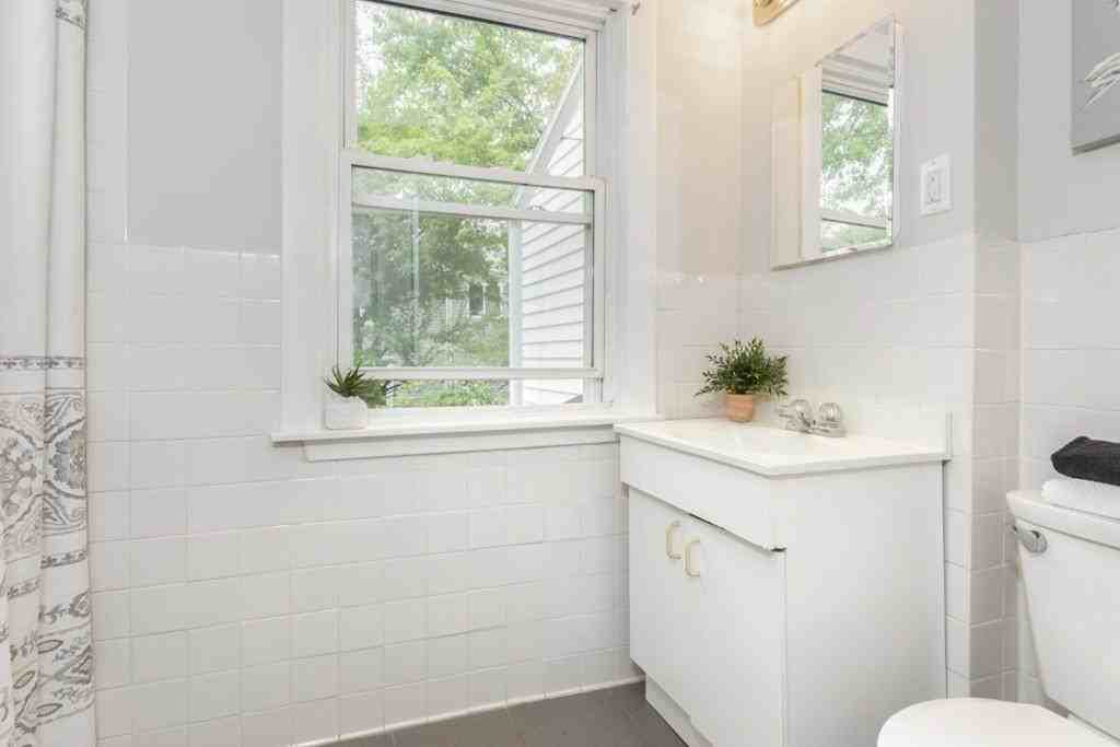 41 Baker St #41 - Photo 6 of 11