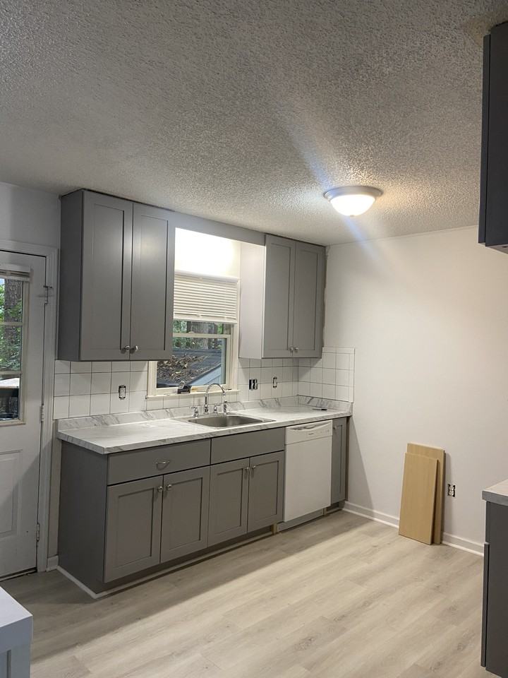 1816 Azalea Ave #NA - Photo 6 of 16