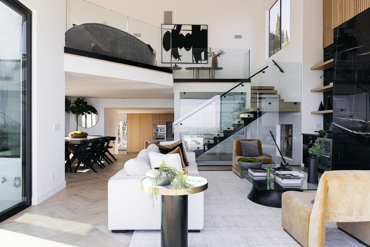 7866 Fareholm Drive #NA - Photo 3 of 31