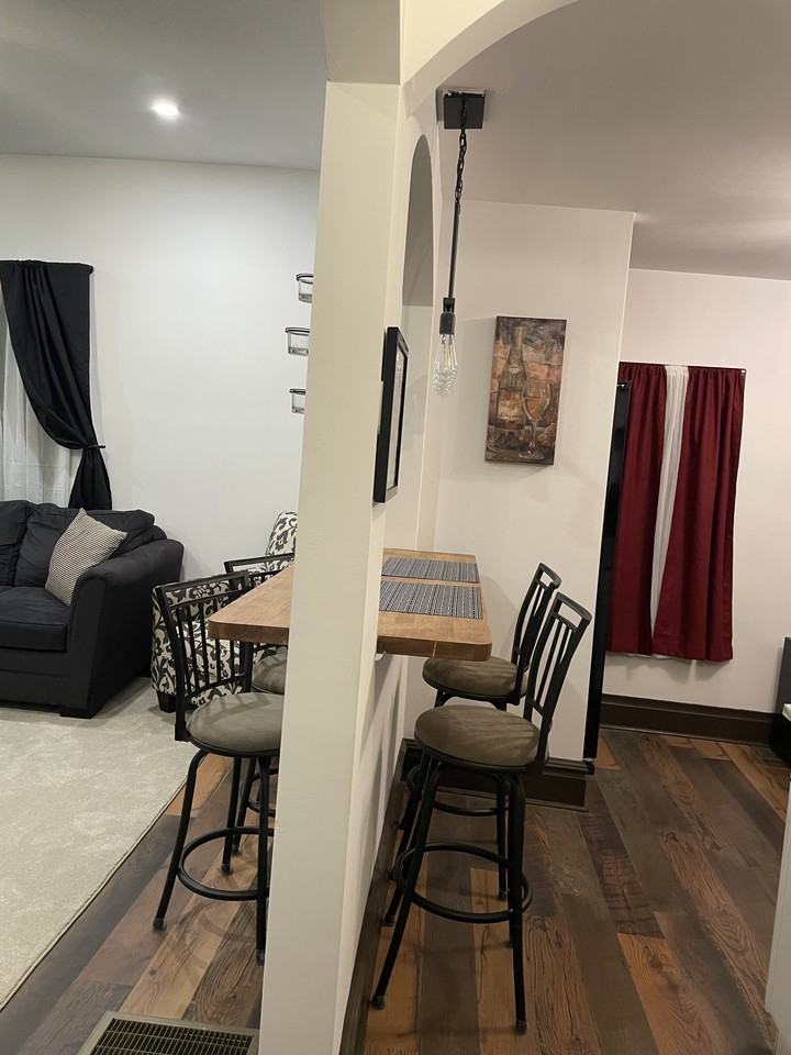 53 Lincoln Avenue West - Photo 4 of 25