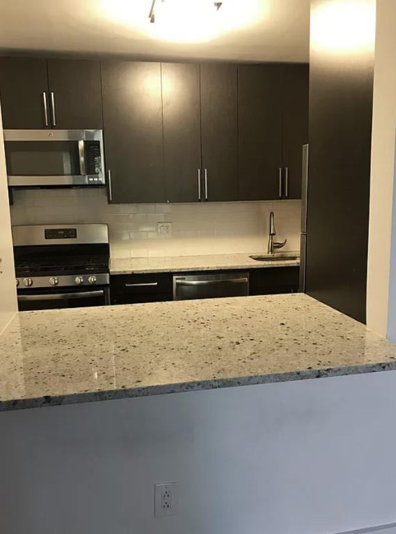 Battery Pl #301 - Photo 2 of 6