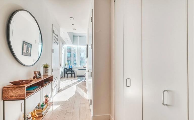 Broad St #1013 - Photo 2 of 11