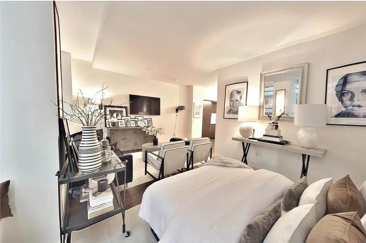 Wall St #701 - Photo 2 of 13