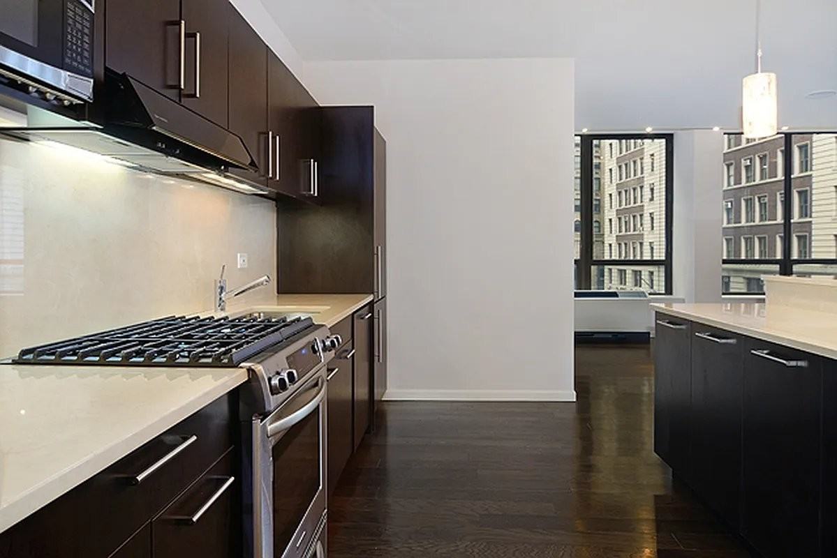 Wall St #PH7 - Photo 3 of 18